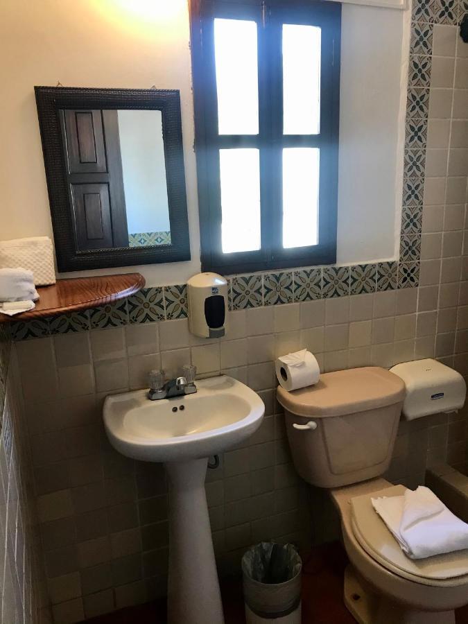 Hotel T Kon T Antigua Ngoại thất bức ảnh
